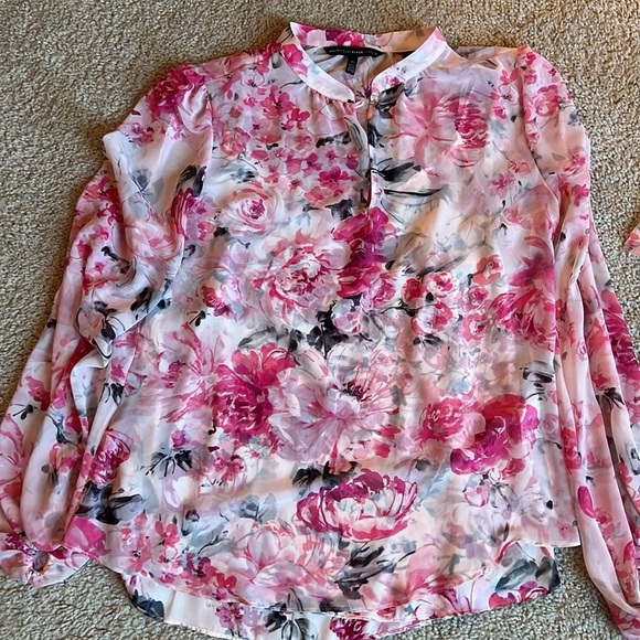 White House black market floral pink convertible blouse with tie black gray 14 - Picture 3 of 10